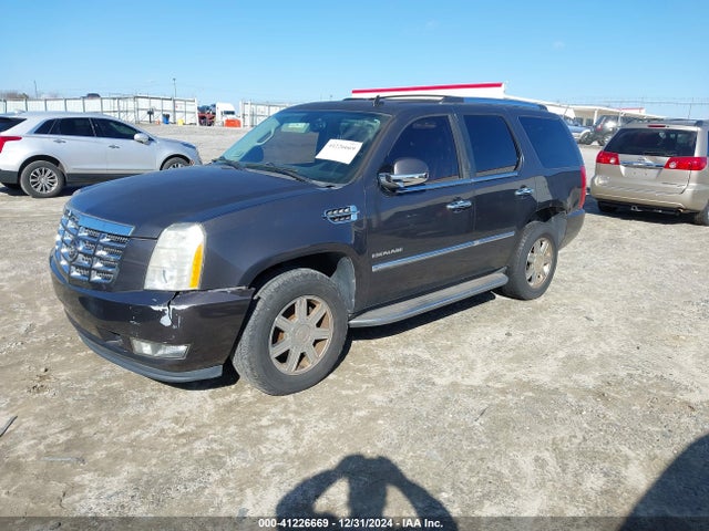 2010 CADILLAC ESCALADE 1GYUCAEF1AR136334 Photo 1