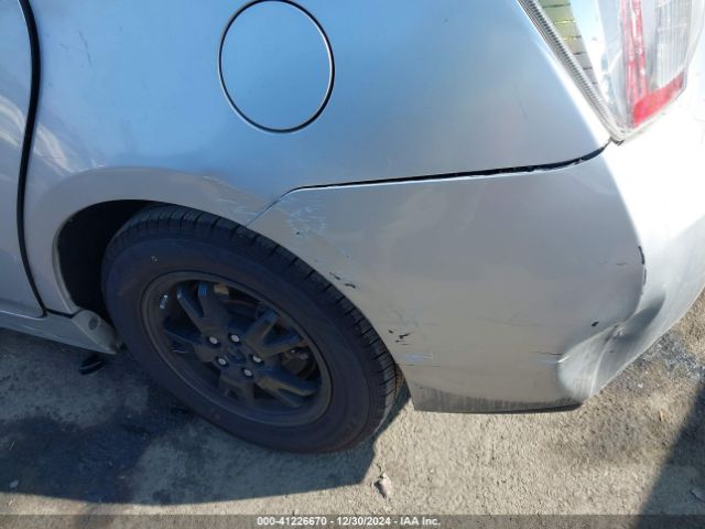 JTDKN3DU7E1773607 Toyota Prius Two