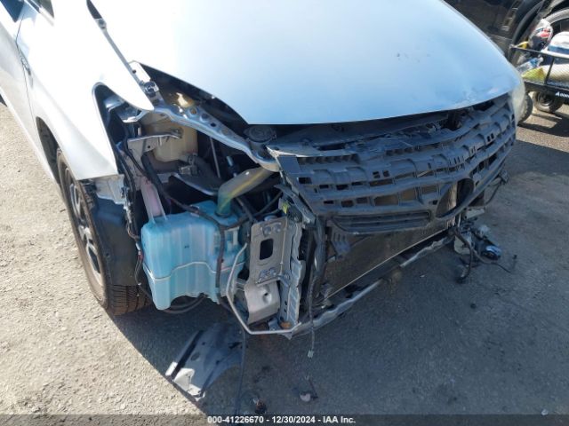 JTDKN3DU7E1773607 Toyota Prius Two