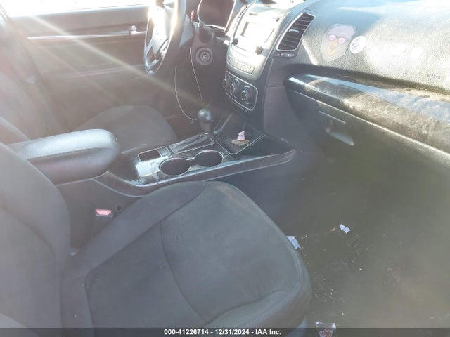 KIA SORENTO LX 2014 5XYKT3A64EG459182 Image 5
