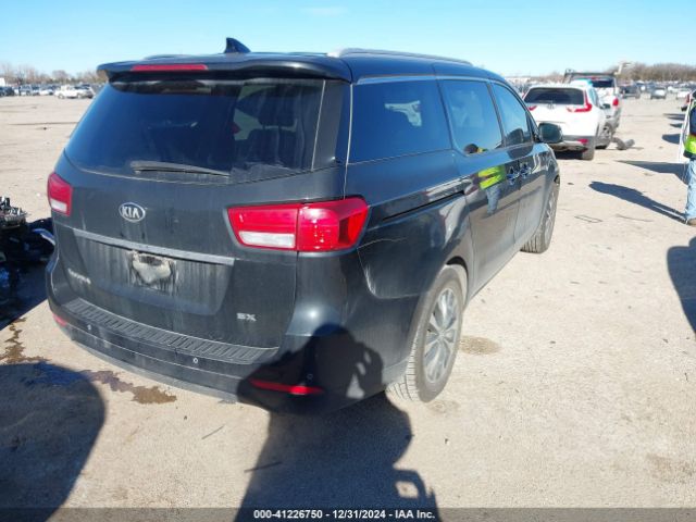 KNDMC5C1XG6170268 KIA Sedona Sx