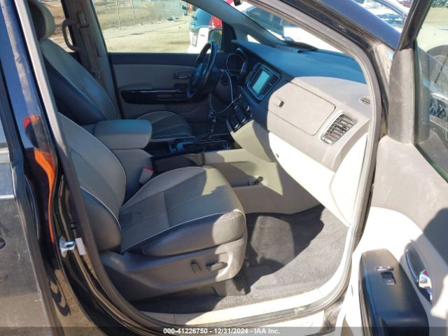 KNDMC5C1XG6170268 KIA Sedona Sx