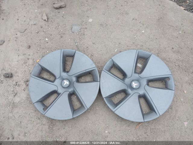 5YJ3E1EA4PF655098 Tesla Model 3 Rear-wheel Drive