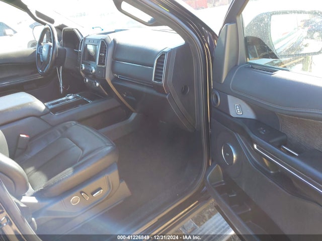 1FMJU1KT9MEA36697 Ford Expedition Limited