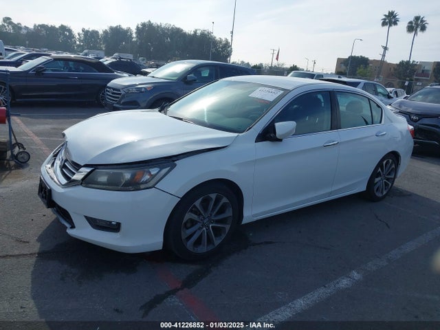 Honda Accord Sport 2015 1HGCR2F54FA218948 Image 2