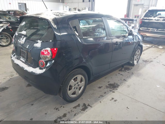1G1JA6SH8F4162444 Chevrolet Sonic Ls Auto