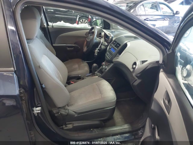 1G1JA6SH8F4162444 Chevrolet Sonic Ls Auto