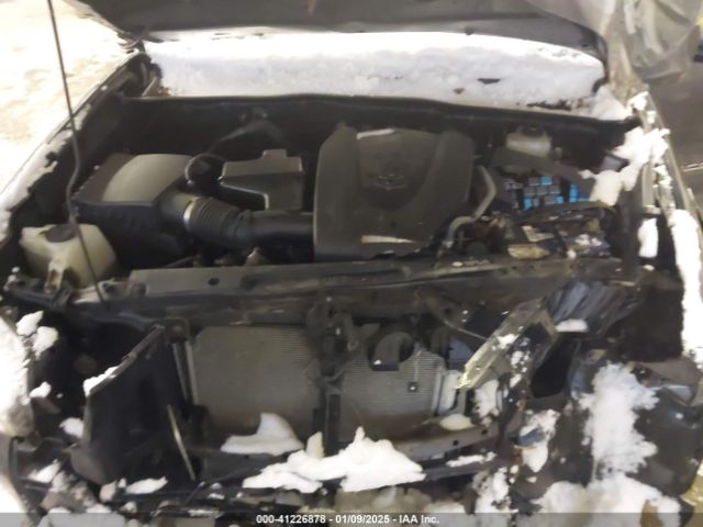 5TFCZ5AN5JX124056 Toyota Tacoma Trd Off Road