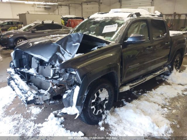 5TFCZ5AN5JX124056 Toyota Tacoma Trd Off Road