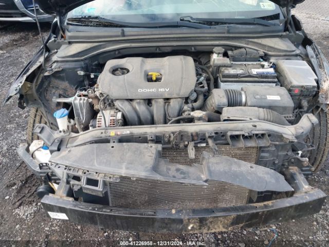 5NPD84LF3JH373345 Hyundai ELANTRA SEL