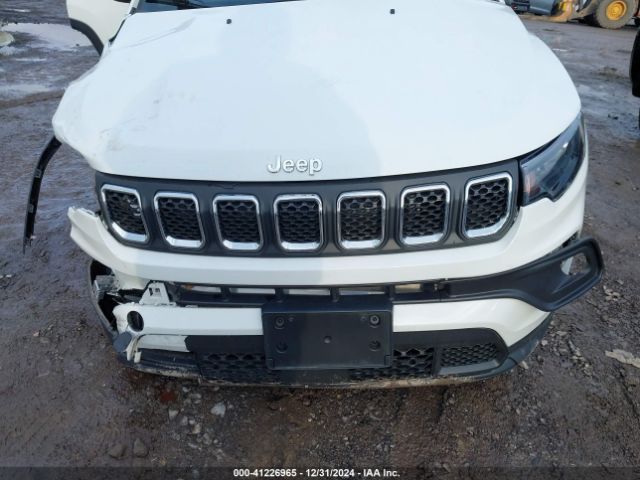 3C4NJDBN6PT556992 Jeep Compass Latitude 4x4