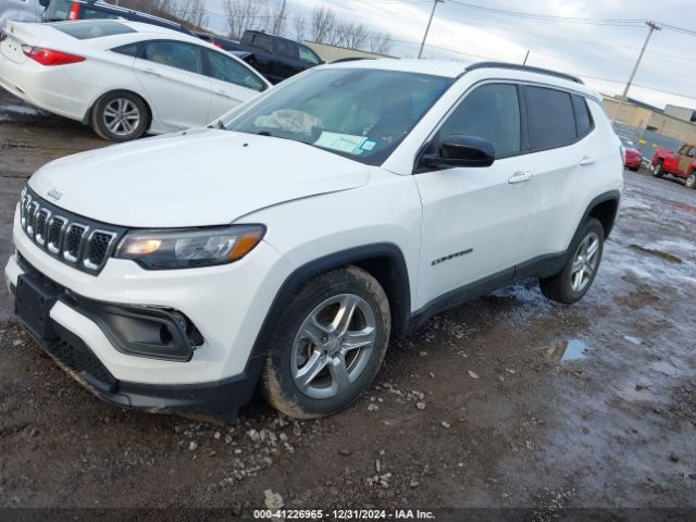 3C4NJDBN6PT556992 Jeep Compass Latitude 4x4
