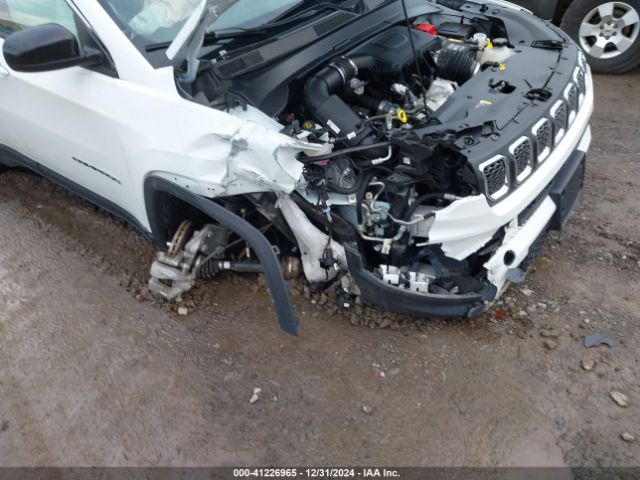 3C4NJDBN6PT556992 Jeep Compass Latitude 4x4
