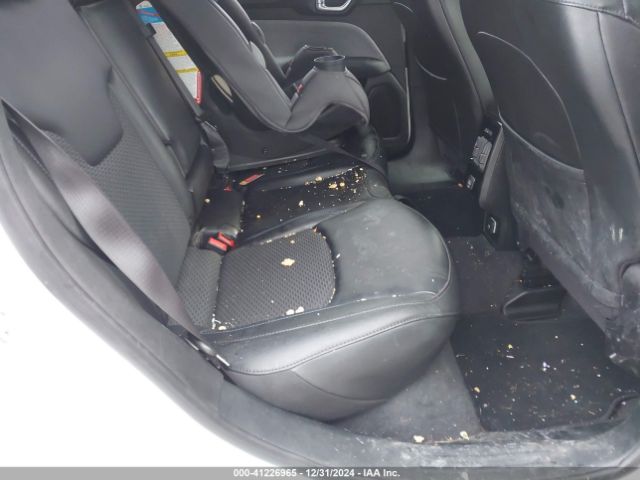 3C4NJDBN6PT556992 Jeep Compass Latitude 4x4