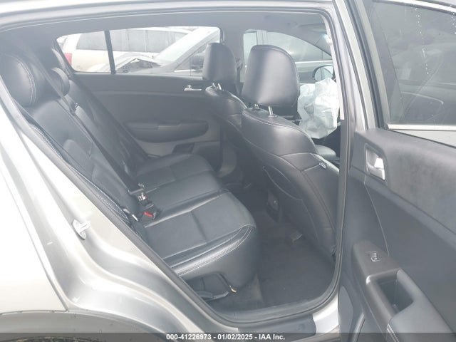 KNDPMCAC5L7821510 KIA Sportage Lx