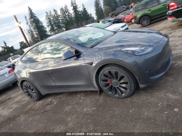 7SAYGDEF3NF311811 Tesla Model Y Performance Dual Motor All-wheel Drive
