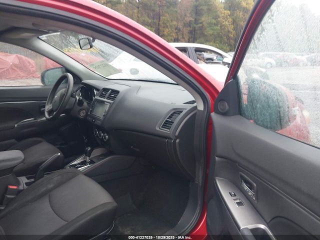 2018 MITSUBISHI OUTLANDER SPORT JA4AP3AU8JU005888 Photo 4