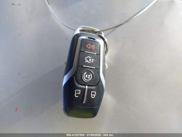 3FA6P0SU4GR303966 Ford Fusion Energi Titanium