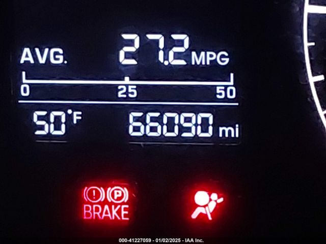 3KPC24A69ME130602 Hyundai ACCENT SE