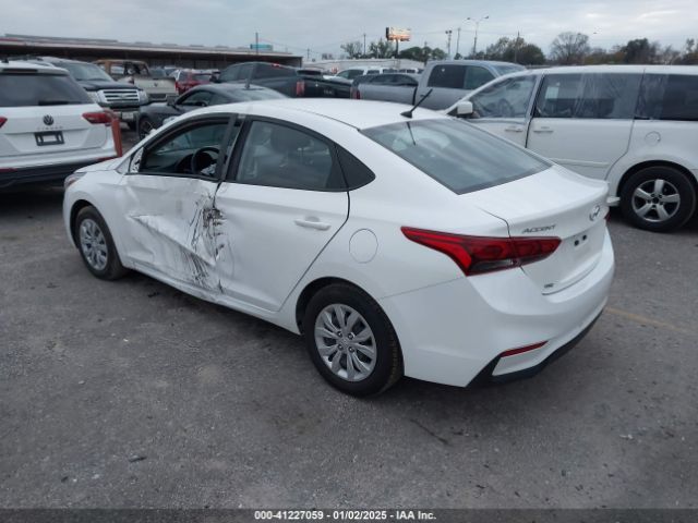 3KPC24A69ME130602 Hyundai ACCENT SE