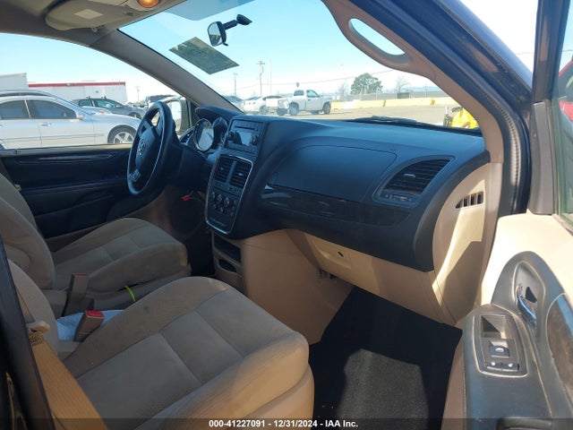 2C4RDGBG8ER389692 Dodge Grand Caravan Se