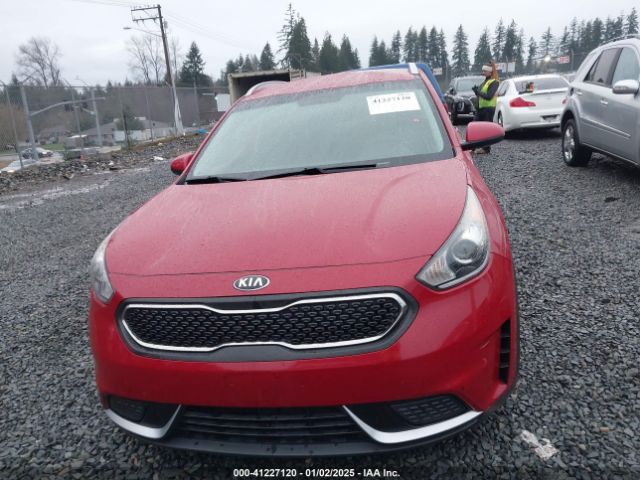 KNDCB3LC6J5153159 KIA NIRO LX