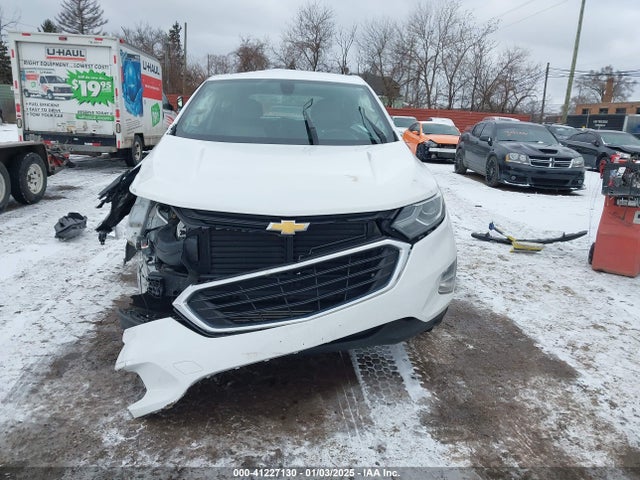 3GNAXHEV8JL395446 Chevrolet EQUINOX LS