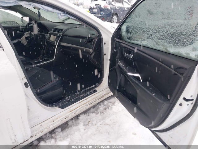 4T1BF1FK3HU312612 Toyota CAMRY SE