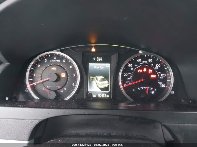4T1BF1FK3HU312612 Toyota CAMRY SE
