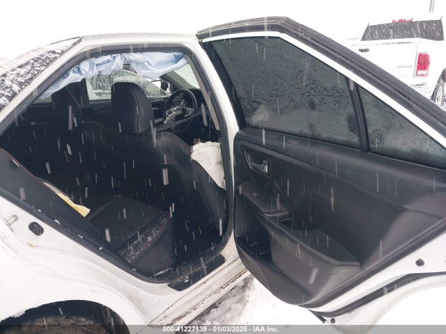 4T1BF1FK3HU312612 Toyota CAMRY SE