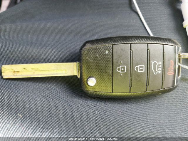 5XYPG4A33HG286930 KIA Sorento 2.4l L