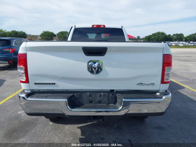 3C6UR5JL6RG337642 RAM 2500 Big Horn  4x4 8' Box