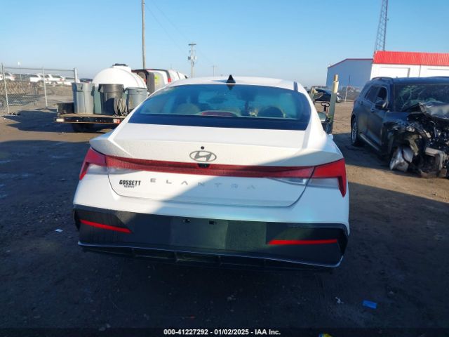 KMHLM4DGXRU799951 Hyundai ELANTRA SEL
