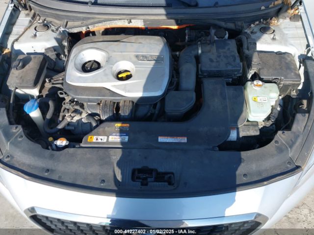KMHE24L12GA012677 Hyundai Sonata Hybrid Se