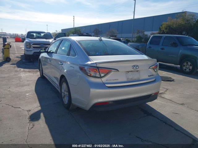 KMHE24L12GA012677 Hyundai Sonata Hybrid Se