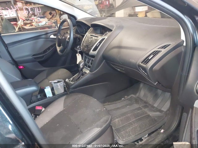 Ford FOCUS SE 2014 1FADP3F28EL365965 Image 5