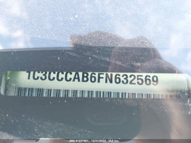1C3CCCAB6FN632569 Chrysler 200 Limited
