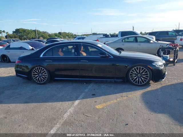 W1K6G7GB9NA155031 Mercedes-Benz m176