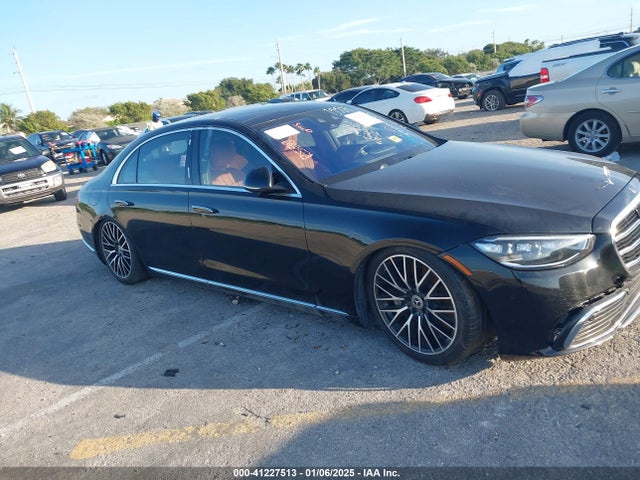 W1K6G7GB9NA155031 Mercedes-Benz m176