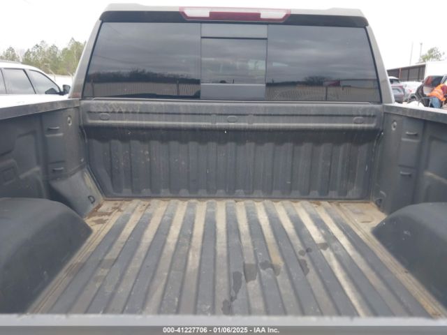1GTU9DED3KZ195360 GMC Sierra 1500 Slt