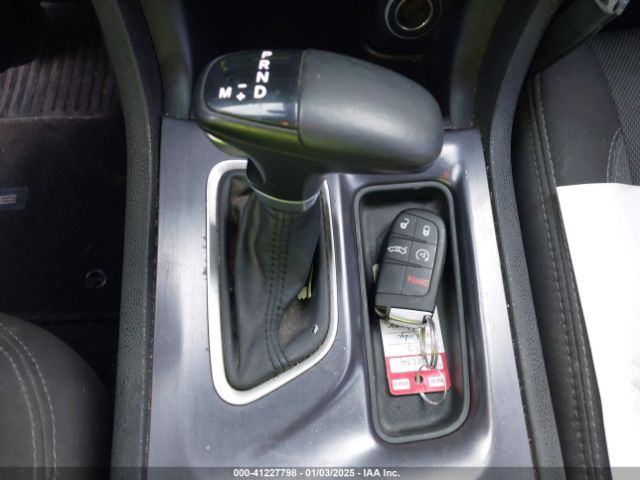 2C3CDXBG8HH505087 Dodge Charger Se Rwd