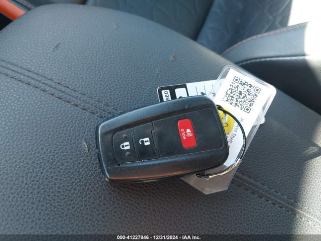 2T3J1RFV9PW339757 Toyota Rav4 Adventure