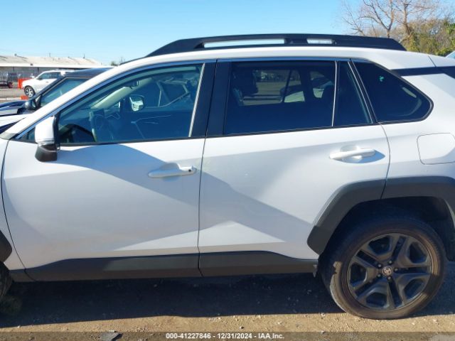 2T3J1RFV9PW339757 Toyota Rav4 Adventure