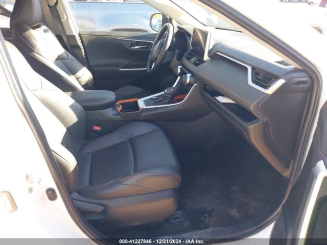 2T3J1RFV9PW339757 Toyota Rav4 Adventure