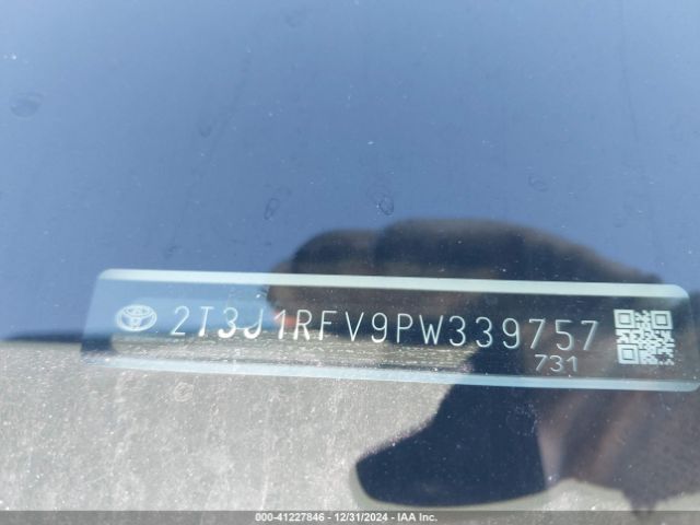 2T3J1RFV9PW339757 Toyota Rav4 Adventure