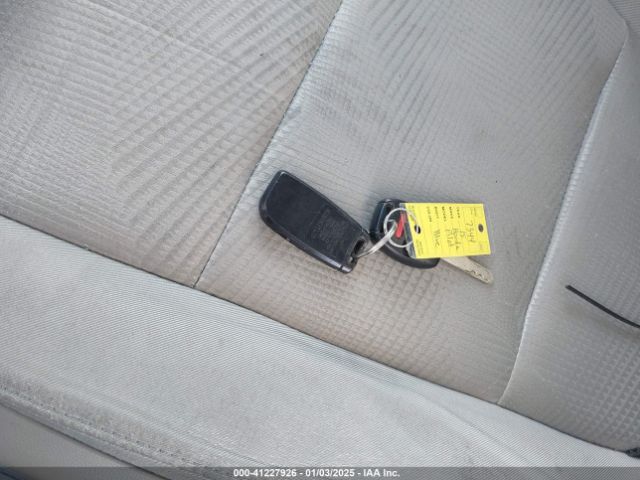 5FNYF4H27FB062472 Honda PILOT LX