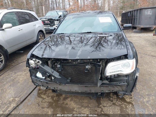 Chrysler 300 2014 2C3CCAAGXEH260998 Image 13