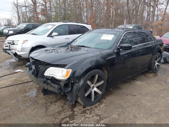 2C3CCAAGXEH260998 Chrysler 300