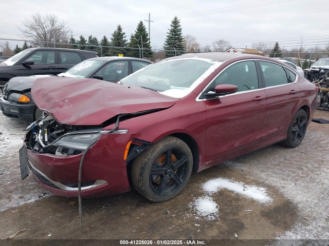Chrysler 200 Limited 2015 1C3CCCAG3FN739705 Image 2