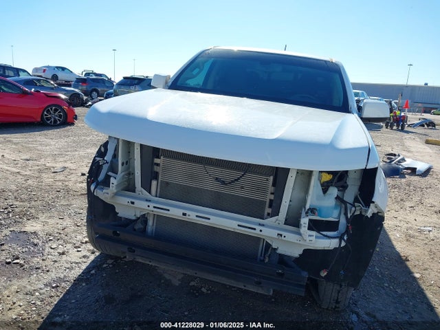 1GCGSCEN5N1242413 Chevrolet lgz